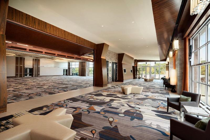 The Landing Hotel at Rivers Casino & Resort image