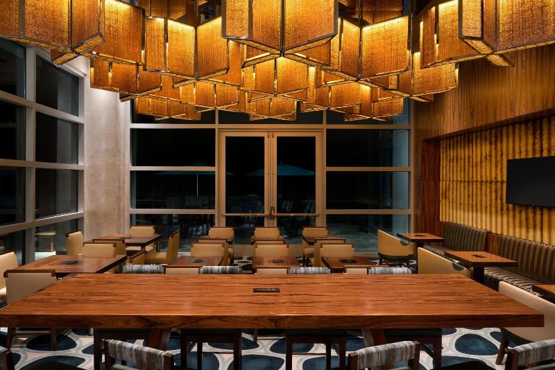 The Landing Hotel at Rivers Casino & Resort image