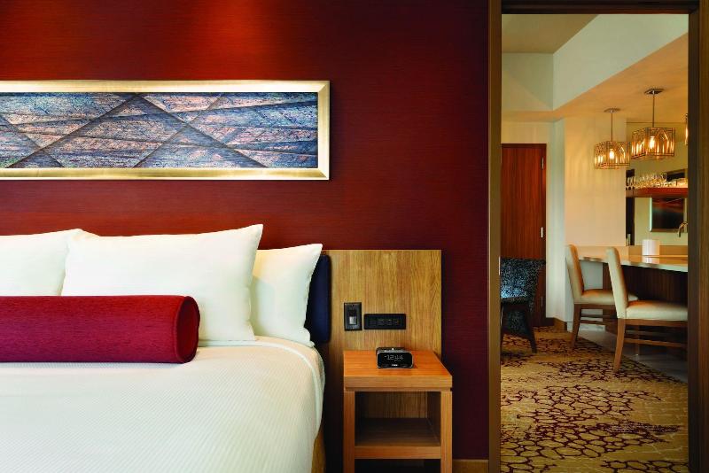 The Landing Hotel at Rivers Casino & Resort image