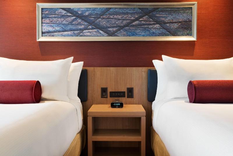 The Landing Hotel at Rivers Casino & Resort image