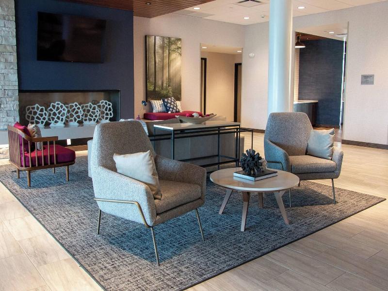 Fairfield Inn & Suites by Marriott Davenport Quad  image