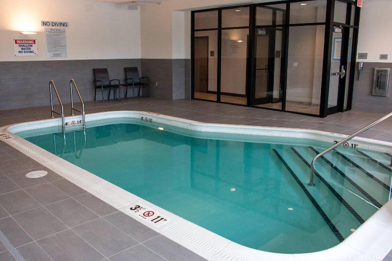 Fairfield Inn & Suites by Marriott Davenport Quad  image