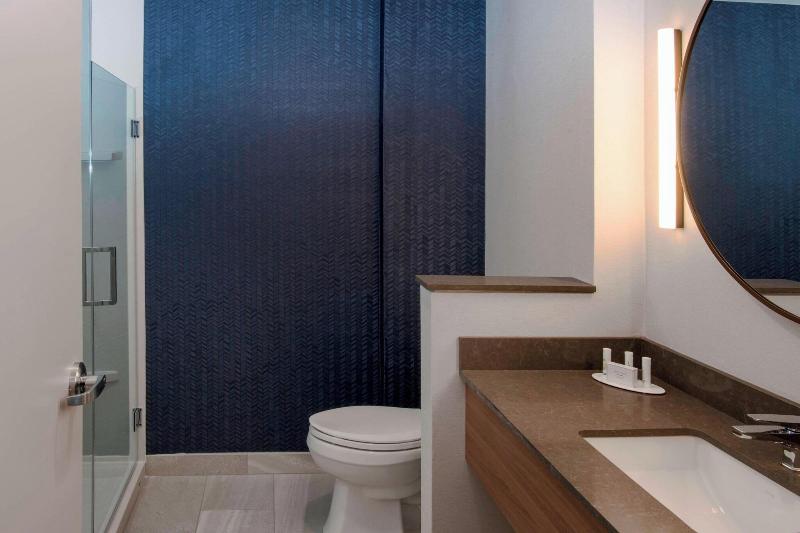 Fairfield Inn & Suites by Marriott Davenport Quad  image