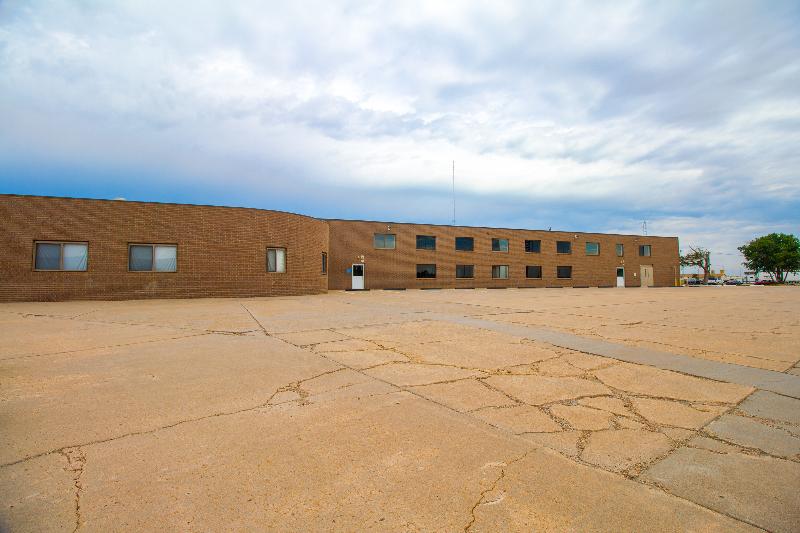 HomeTown Inn By OYO - Liberal, KS image