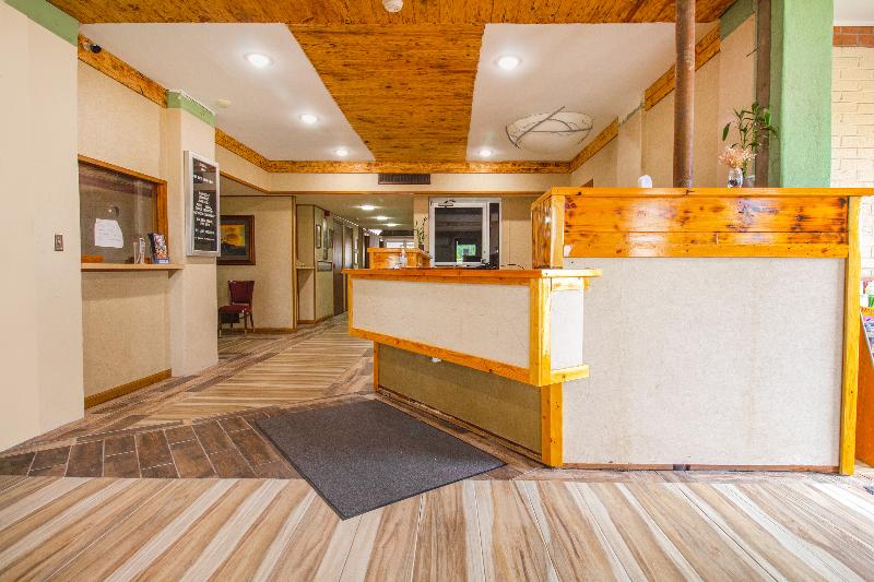 HomeTown Inn By OYO - Liberal, KS image