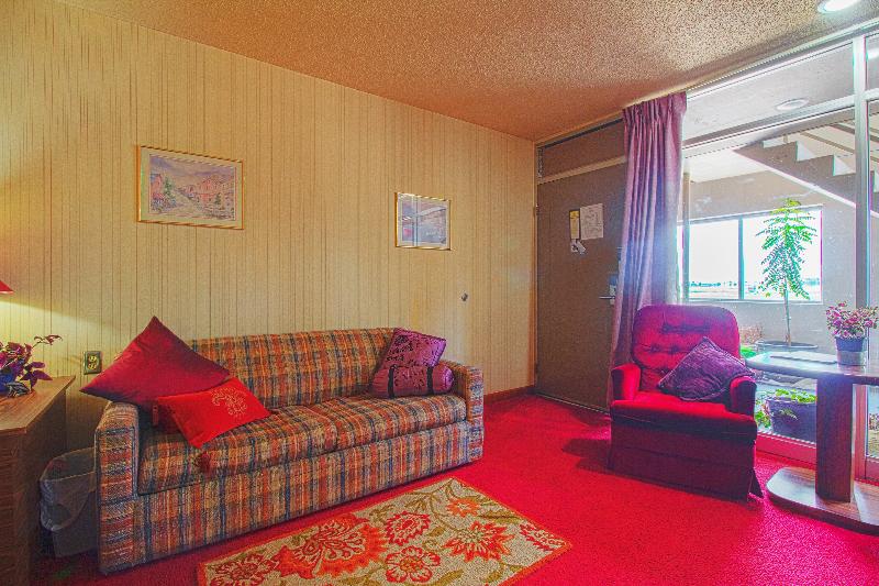 HomeTown Inn By OYO - Liberal, KS image