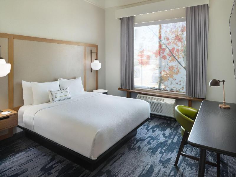 Fairfield Inn & Suites by Marriott Locust Grove I- image