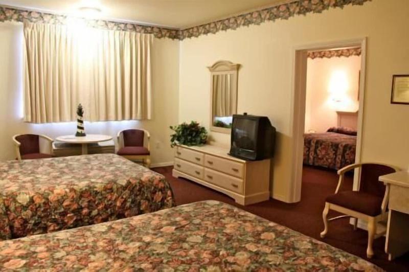 Lighthouse Inn image