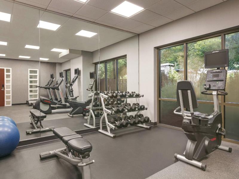 Courtyard By Marriott Lancaster image