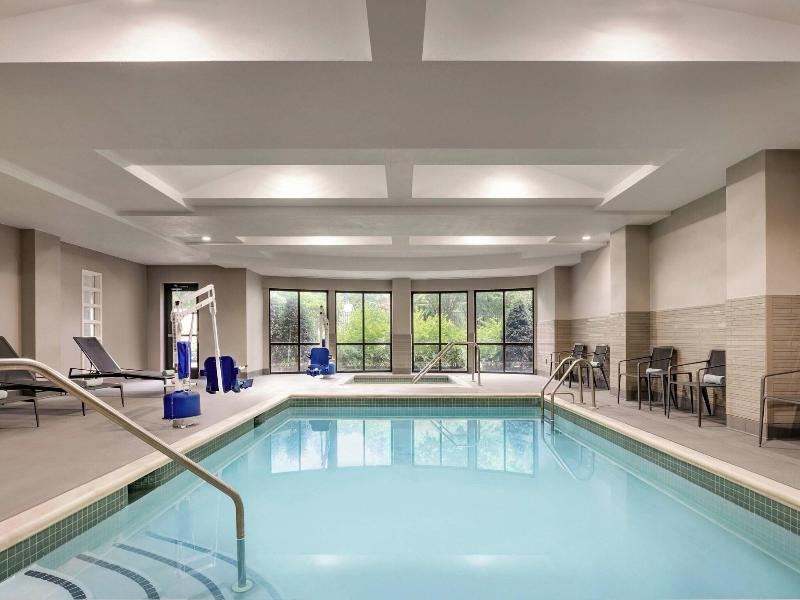 Courtyard By Marriott Lancaster image