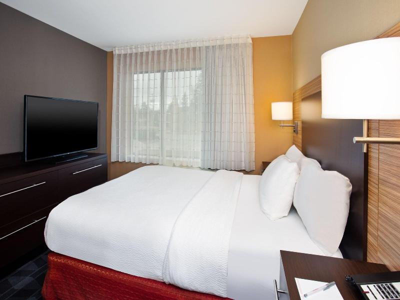 Towneplace Suites By Marriott Detroit Belleville image