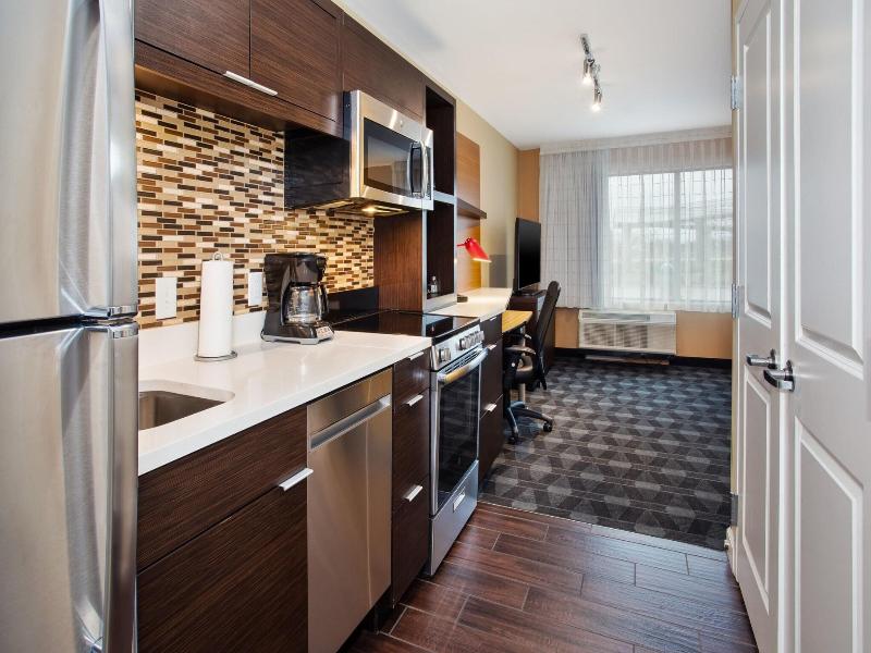 Towneplace Suites By Marriott Detroit Belleville image