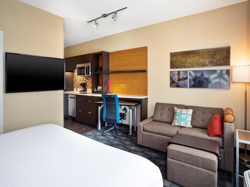 Towneplace Suites By Marriott Detroit Belleville image