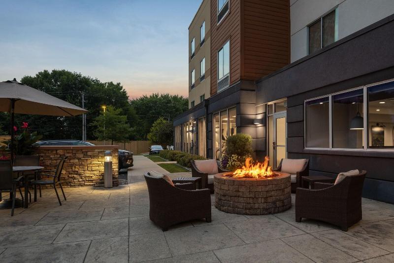 Fairfield Inn And Suites By Marriott Chillicothe image