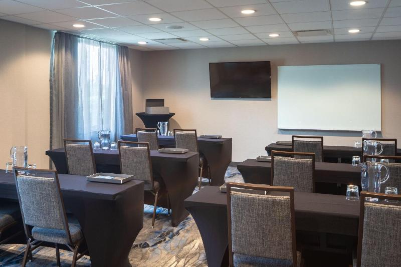 Fairfield Inn And Suites By Marriott Chillicothe image