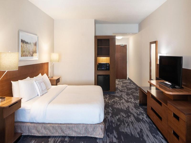 Fairfield Inn And Suites By Marriott Chillicothe image