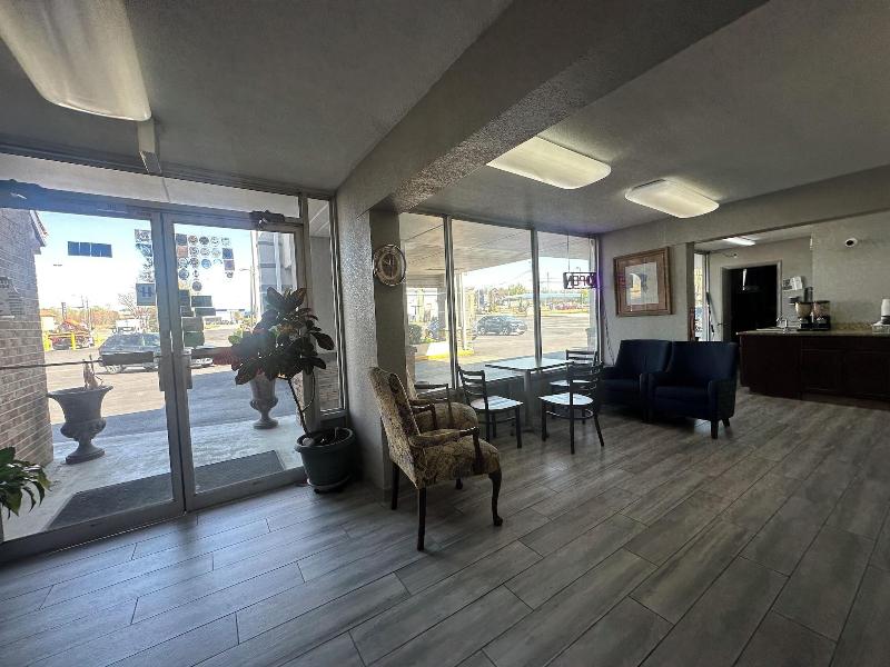 Executive Inn image