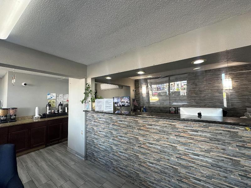 Executive Inn image