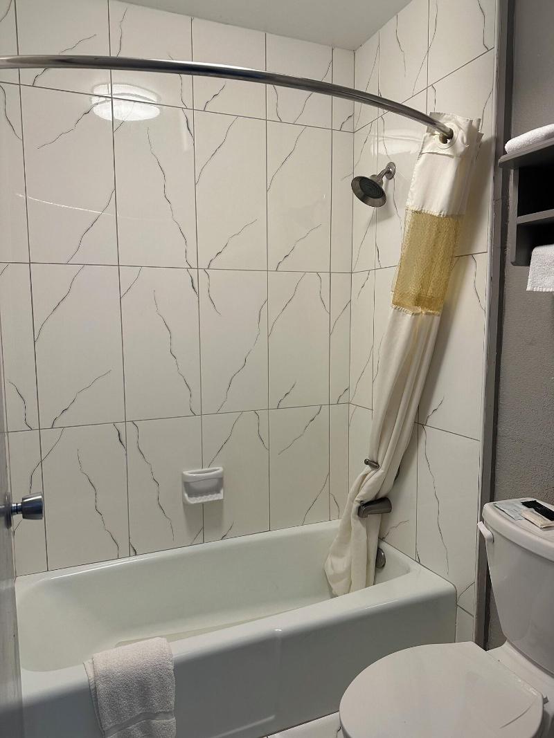 Executive Inn image