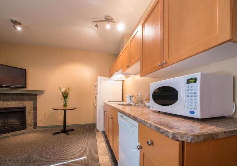 Podollan Rez-idence Fort McMurray image