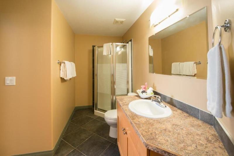 Podollan Rez-idence Fort McMurray image