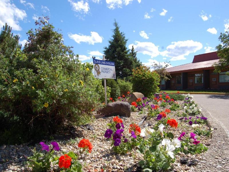Slave Lake Inn & Conference Centre