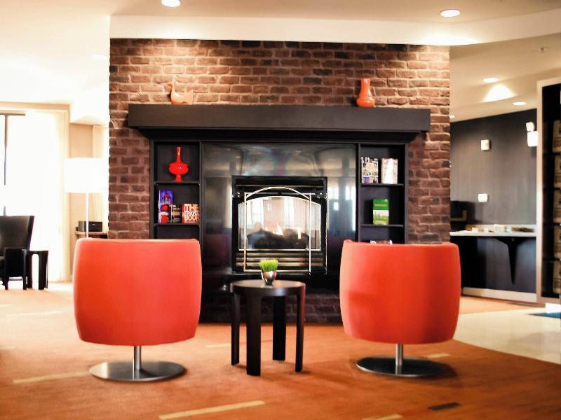Courtyard By Marriott Salina