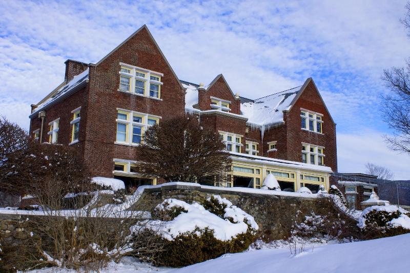Wilburton Inn image