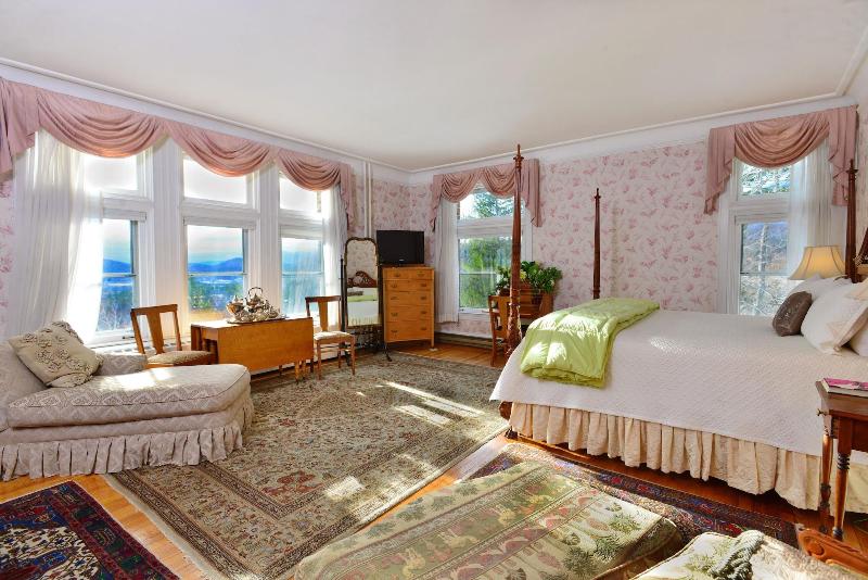 Wilburton Inn image