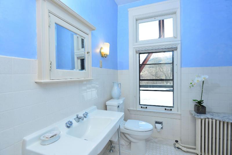 Wilburton Inn image