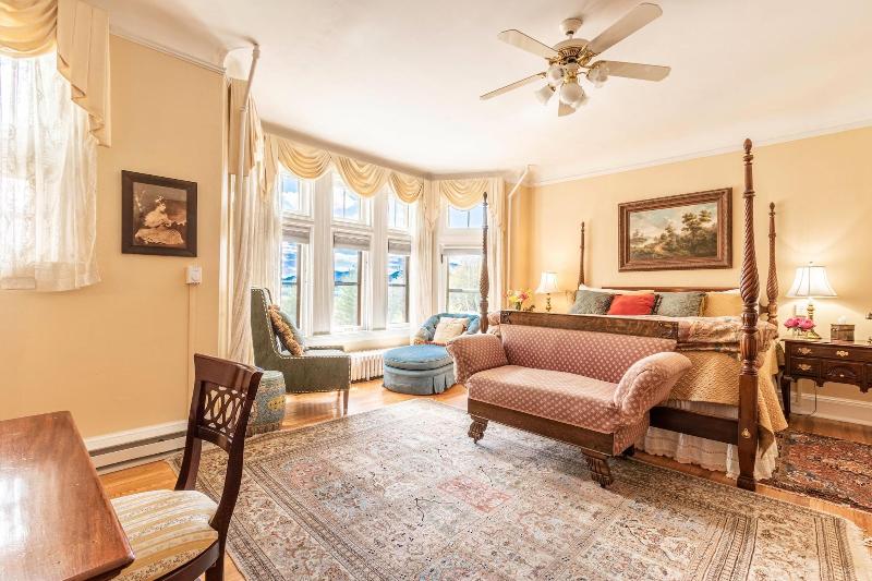Wilburton Inn image