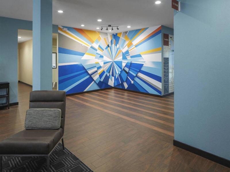 Towneplace Suites By Marriott Tampa South image