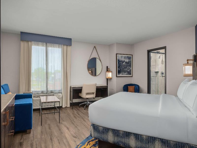 Westport Kansas City Tapestry Collection Hilton image
