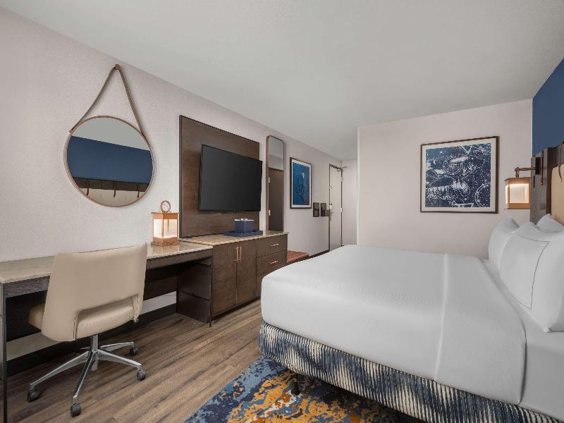 Westport Kansas City Tapestry Collection Hilton image