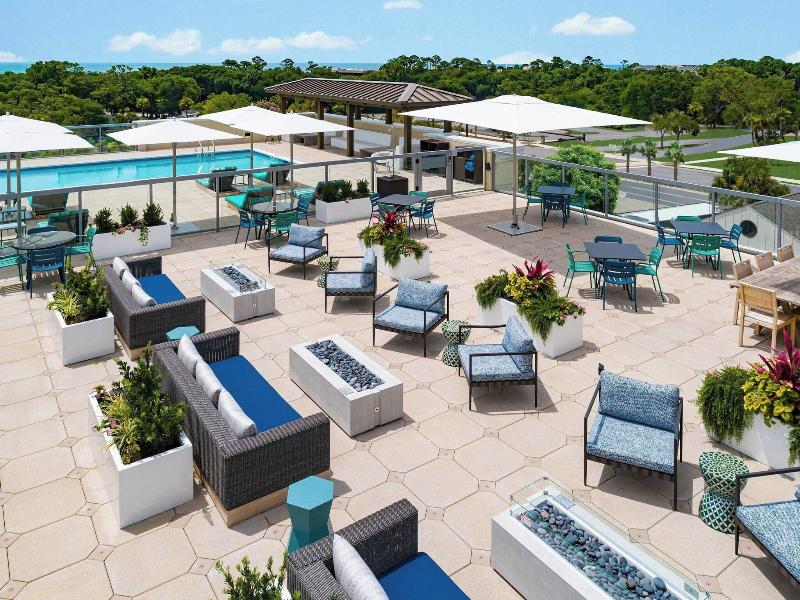 Courtyard By Marriott Hilton Head Island image