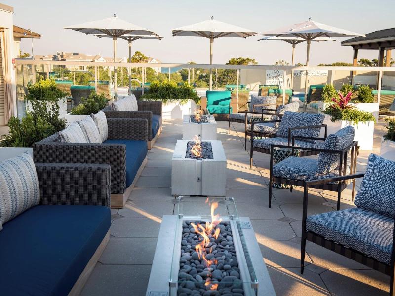 Courtyard By Marriott Hilton Head Island image