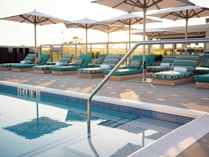 Courtyard By Marriott Hilton Head Island image