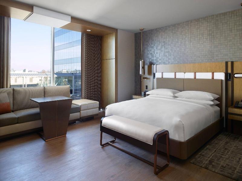 Lexington Marriott City Center image