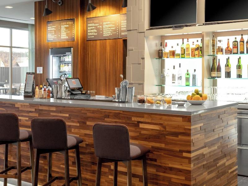 Courtyard By Marriott Jonesboro