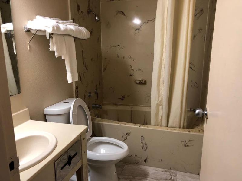 Briarwood Inn image