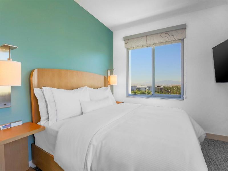 Element Ontario Rancho Cucamonga image