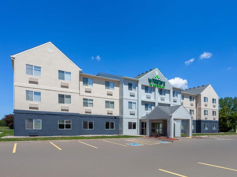 Wingate by Wyndham Oshkosh