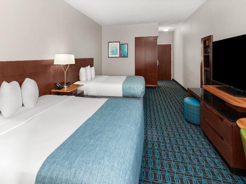 DOUBLE Accessible-Two Queen Beds