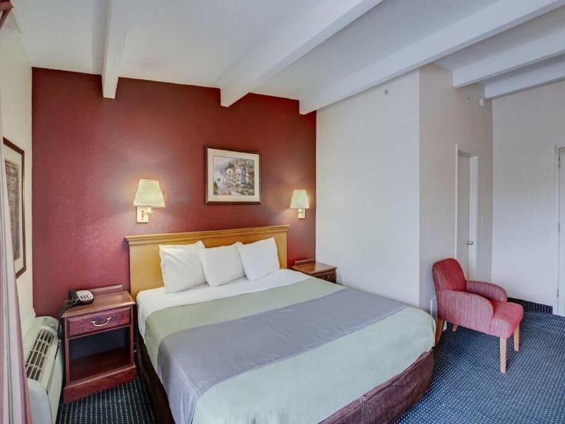 Red Carpet Inn image