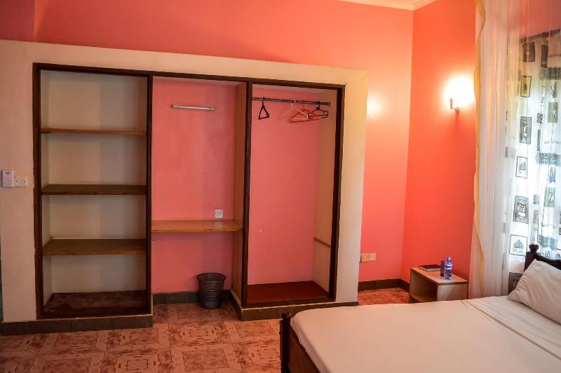 Platinum Hotel image