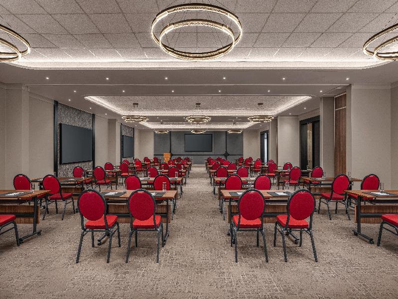 Crowne Plaza Dar Es Salaam, An Ihg Hotel image