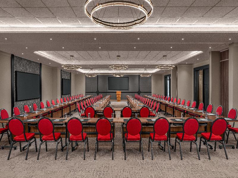 Crowne Plaza Dar Es Salaam, An Ihg Hotel image