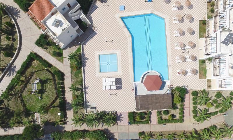 Sweet Kalimera Apartments image