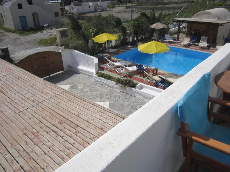 Santorini Breeze