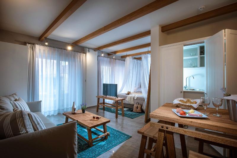 Omiros Boutique Hotel (Adults Only) image